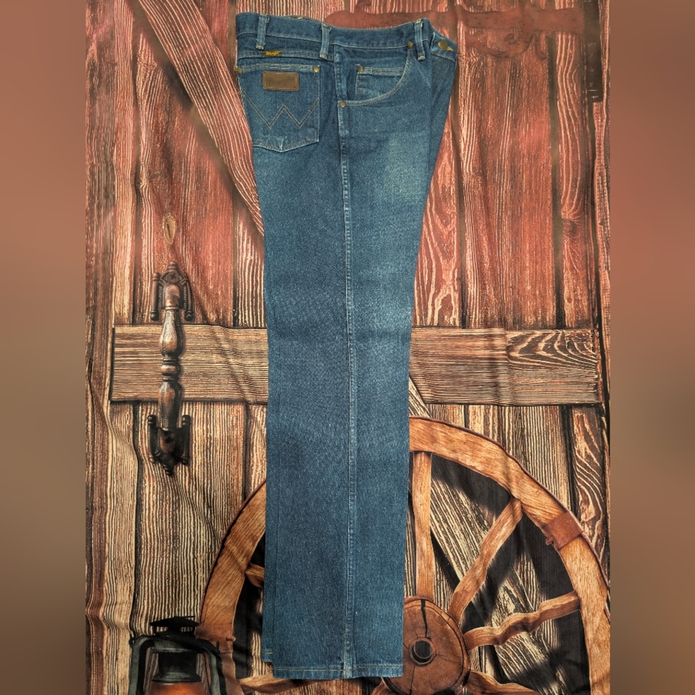 Wrangler Blue Bootcut Men’s Jeans